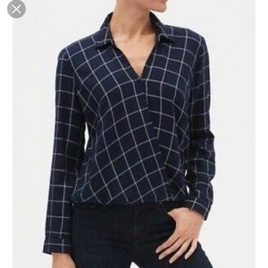 Gap wrap front plaid top